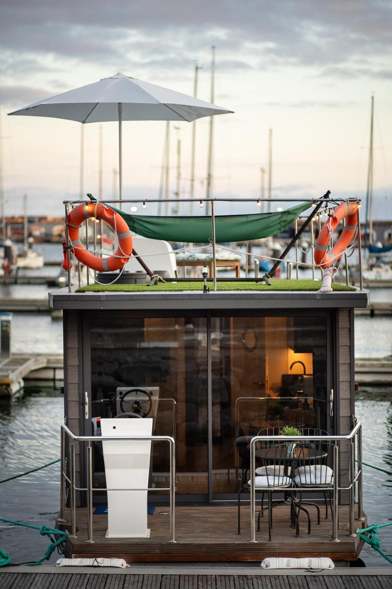 The Homeboat Company Sant'Elmo-卡利亚里 外观 照片
